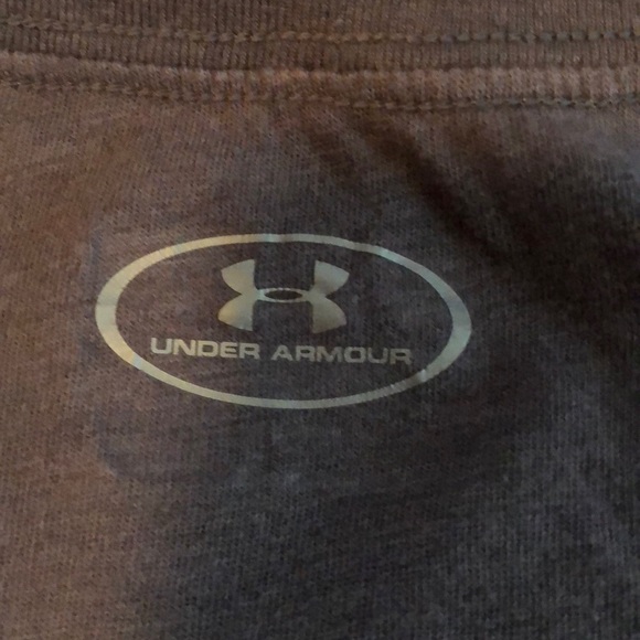 EUC Small Under Armour T-shirt - Picture 6 of 6